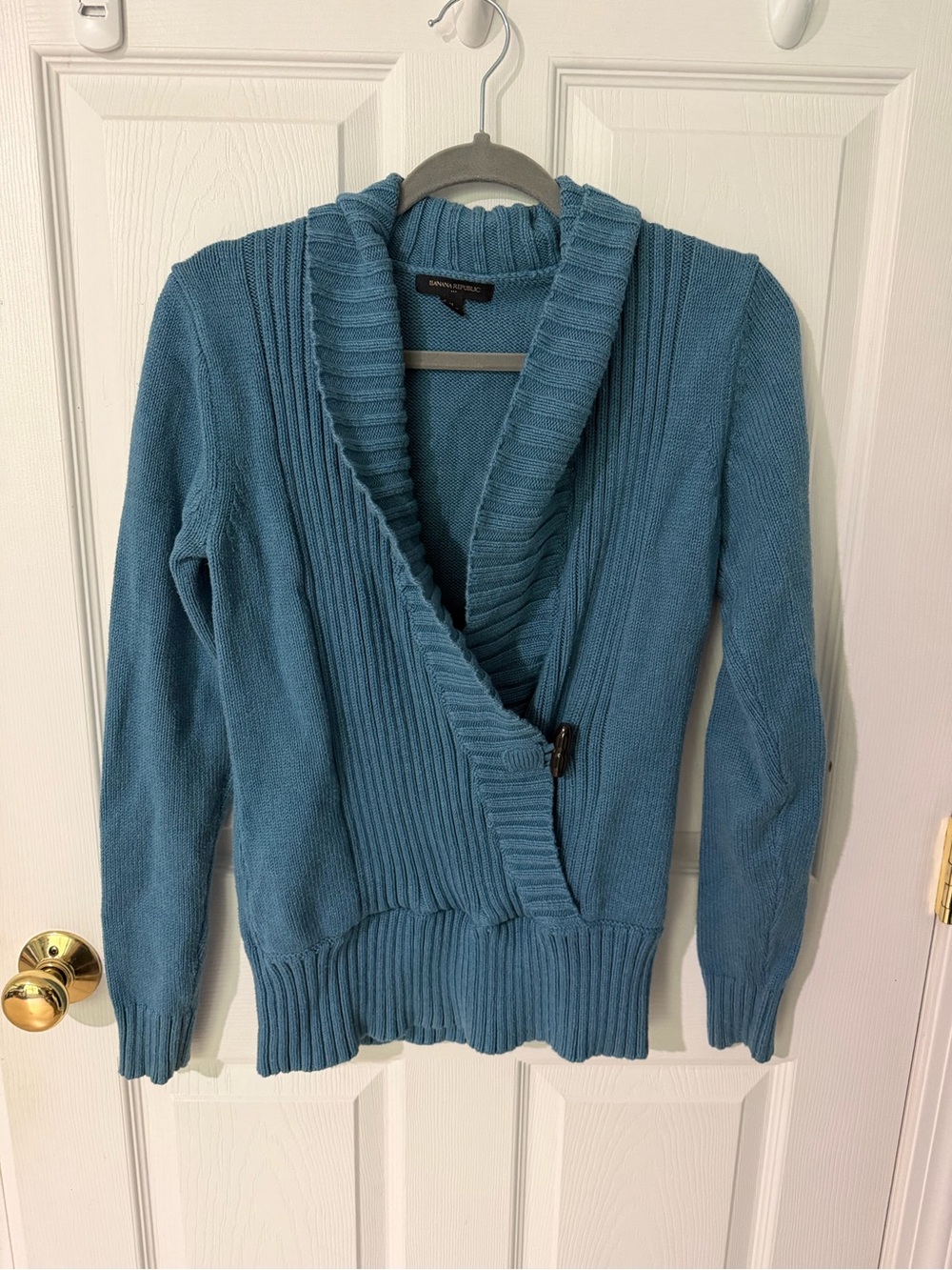 Banana Republic Blue Cardigan Sweater size Medium